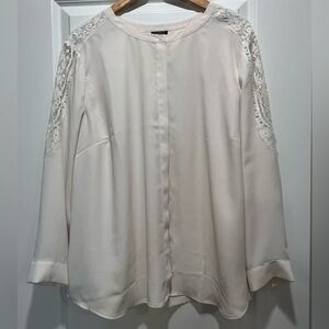 Talbots Ivory Lace Shoulder Hidden Button Front Long Sleeve Top 2Xp